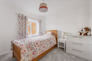 Photo 16- click for photo gallery